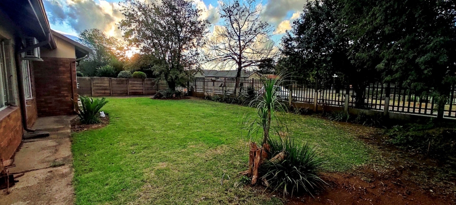3 Bedroom Property for Sale in Vanderbijlpark SE 6 Gauteng