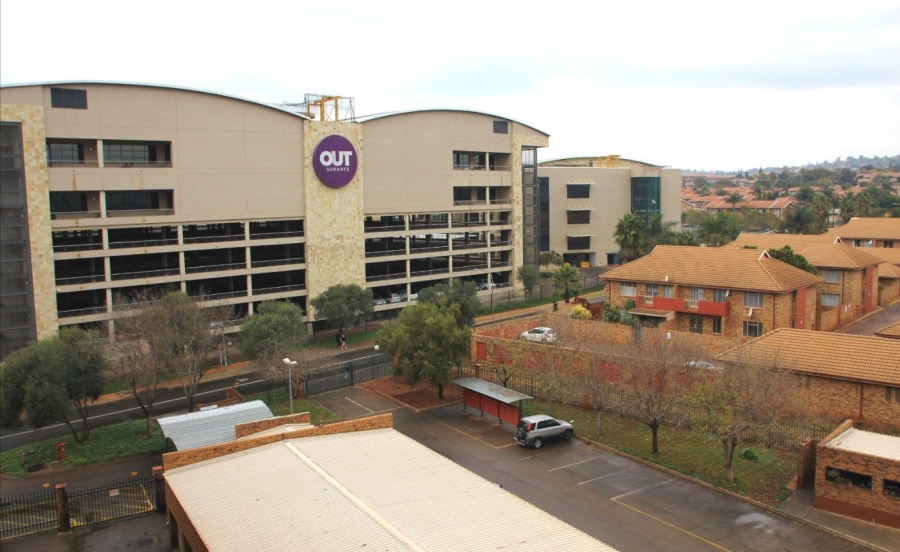  Bedroom Property for Sale in Zwartkop Gauteng