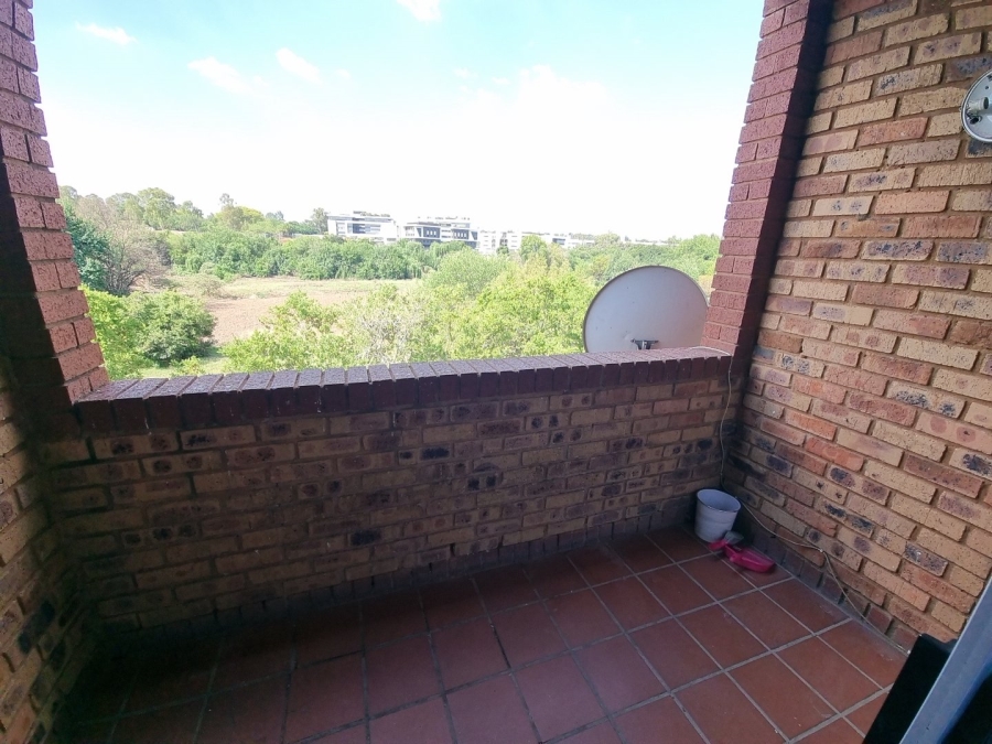  Bedroom Property for Sale in Zwartkop Gauteng