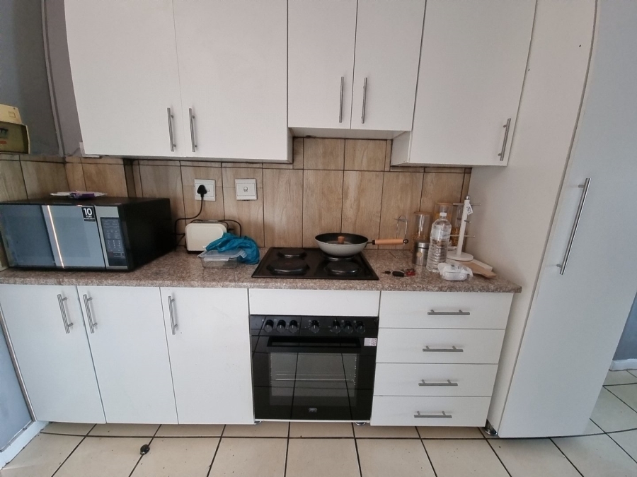  Bedroom Property for Sale in Zwartkop Gauteng