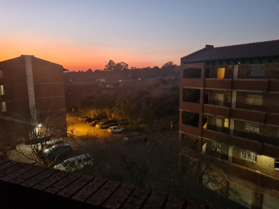  Bedroom Property for Sale in Zwartkop Gauteng