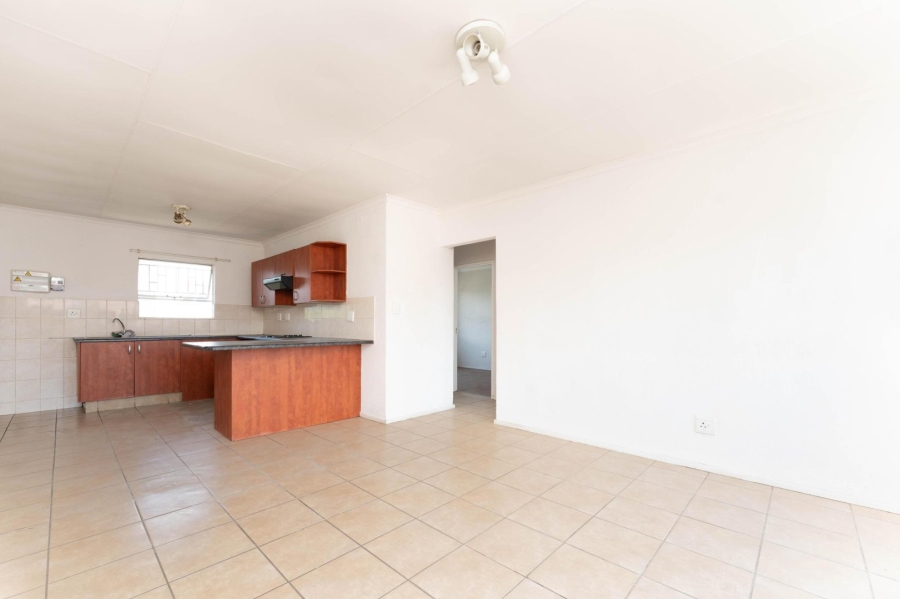 2 Bedroom Property for Sale in Vorna Valley Gauteng
