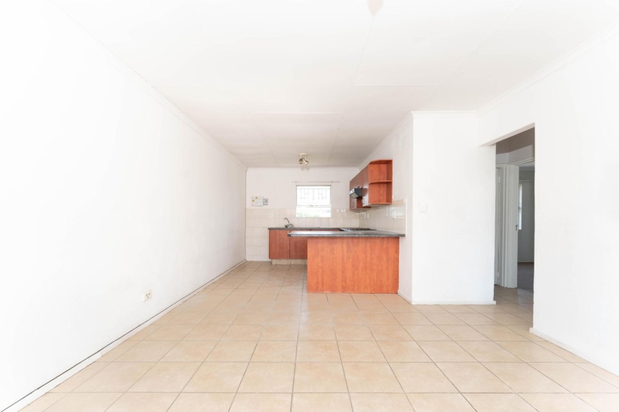 2 Bedroom Property for Sale in Vorna Valley Gauteng
