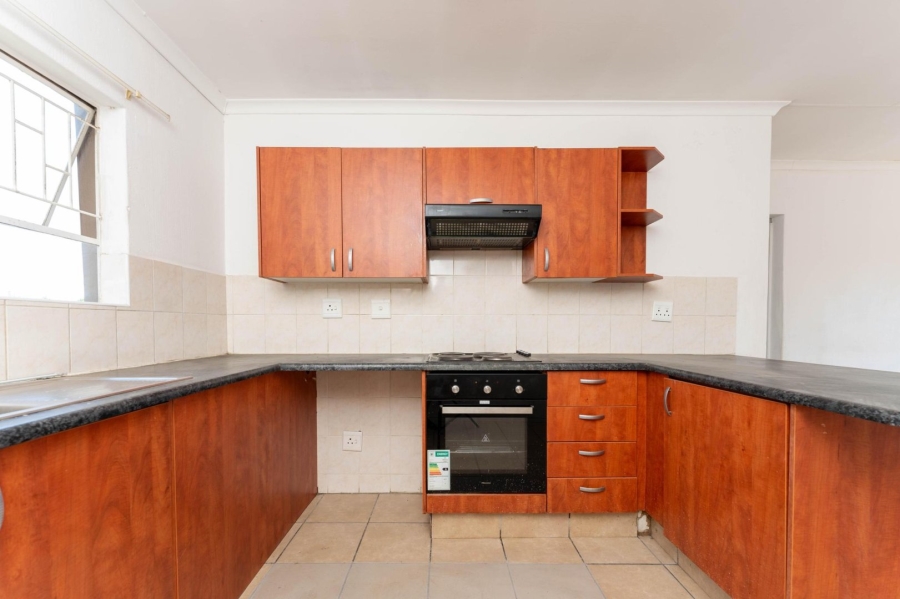 2 Bedroom Property for Sale in Vorna Valley Gauteng