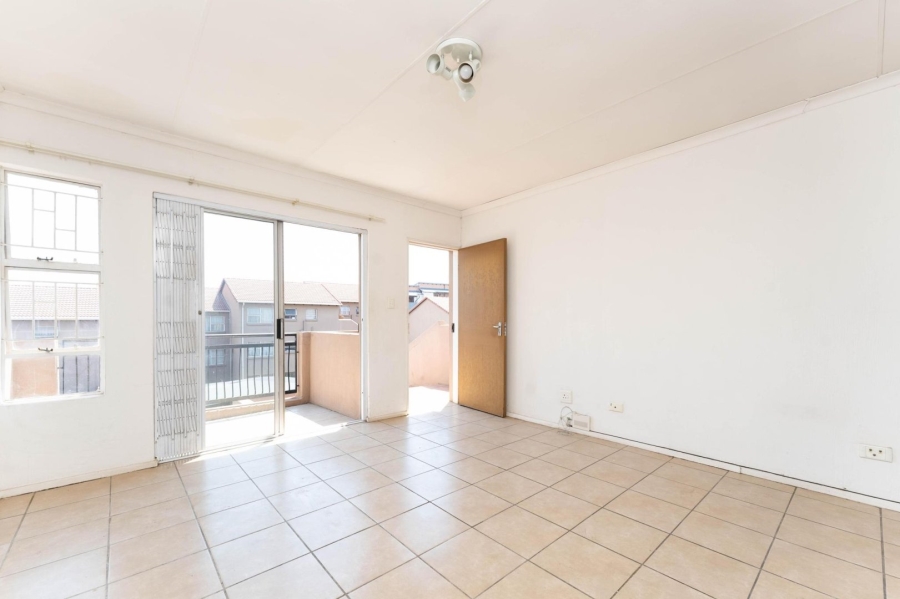 2 Bedroom Property for Sale in Vorna Valley Gauteng