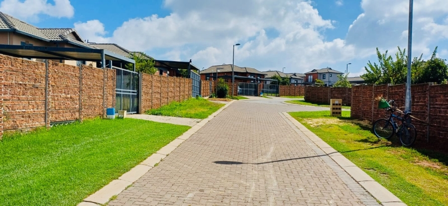 3 Bedroom Property for Sale in Mindalore Gauteng