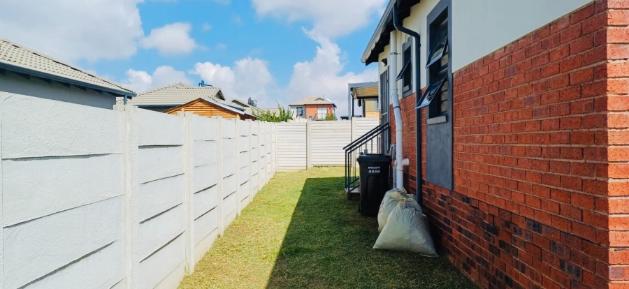 3 Bedroom Property for Sale in Mindalore Gauteng