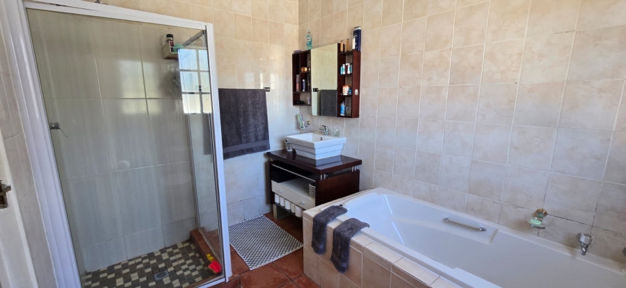 3 Bedroom Property for Sale in Van Riebeeck Park Gauteng
