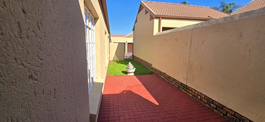 3 Bedroom Property for Sale in Van Riebeeck Park Gauteng