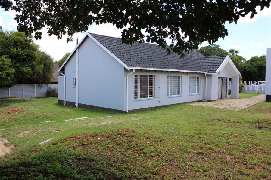3 Bedroom Property for Sale in Freeway Park Gauteng