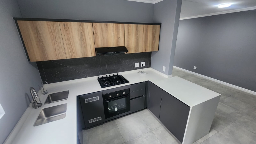 To Let 3 Bedroom Property for Rent in Glen Austin Gauteng