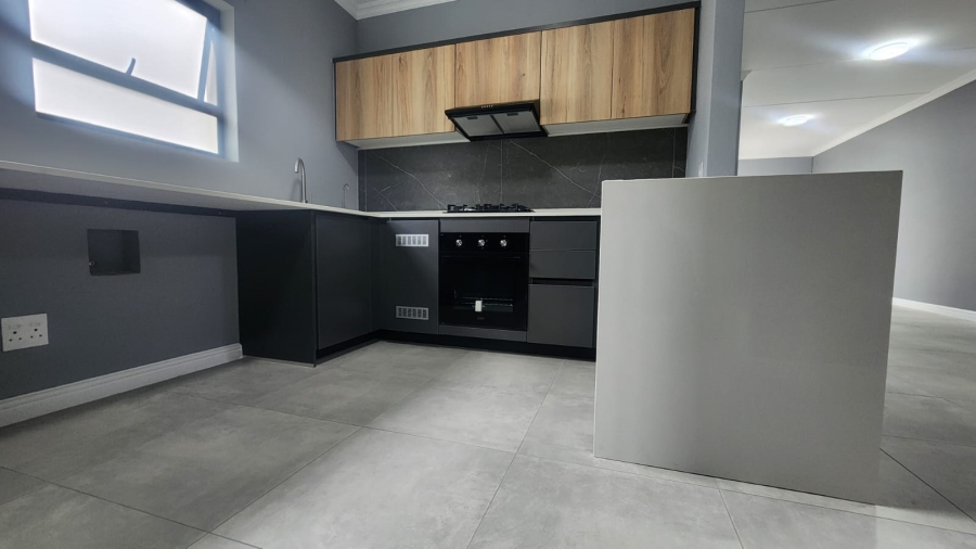 To Let 3 Bedroom Property for Rent in Glen Austin Gauteng