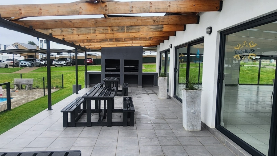 To Let 3 Bedroom Property for Rent in Glen Austin Gauteng