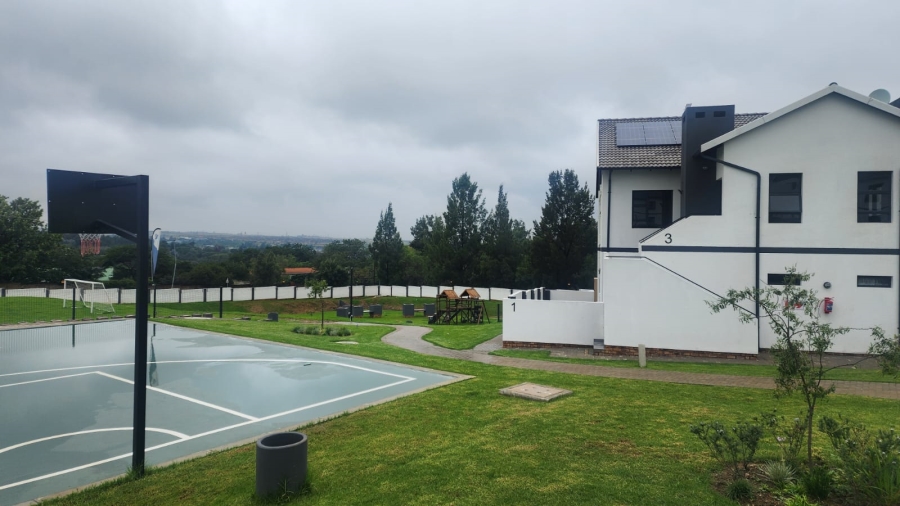 To Let 3 Bedroom Property for Rent in Glen Austin Gauteng
