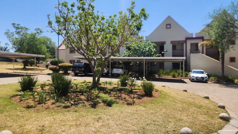 2 Bedroom Property for Sale in Noordwyk Gauteng