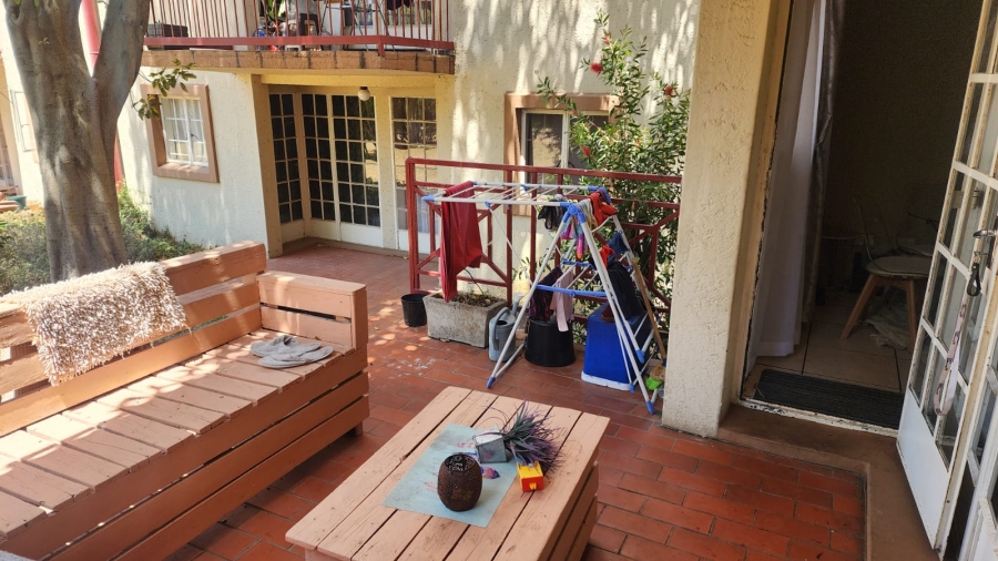 2 Bedroom Property for Sale in Noordwyk Gauteng