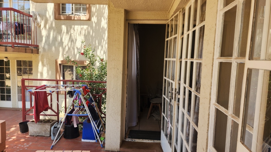 2 Bedroom Property for Sale in Noordwyk Gauteng