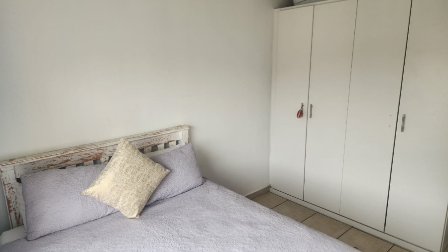 2 Bedroom Property for Sale in Grand Central Gauteng