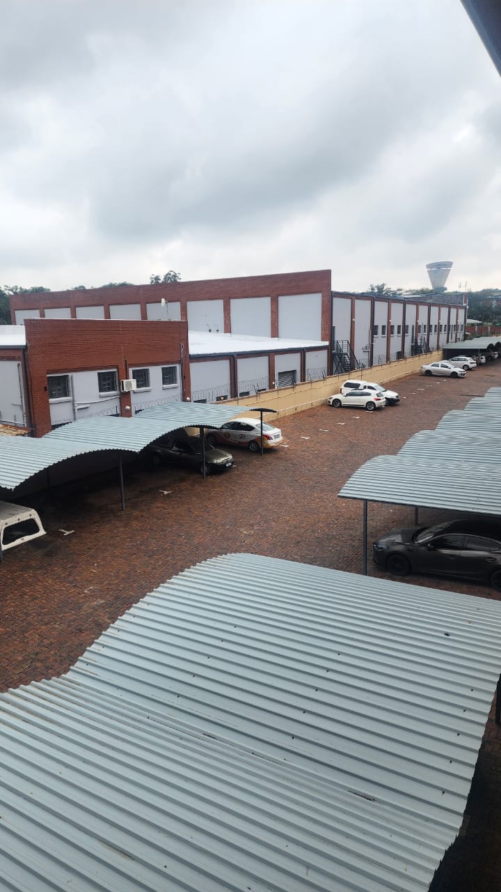 2 Bedroom Property for Sale in Grand Central Gauteng