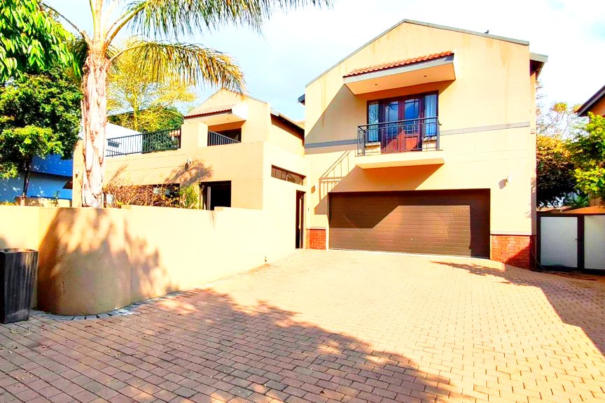 3 Bedroom Property for Sale in Greenstone Hill Gauteng