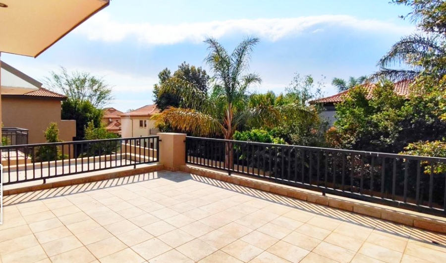 3 Bedroom Property for Sale in Greenstone Hill Gauteng