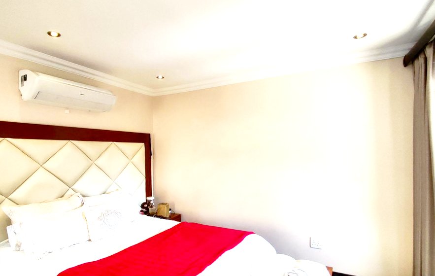 3 Bedroom Property for Sale in Greenstone Hill Gauteng