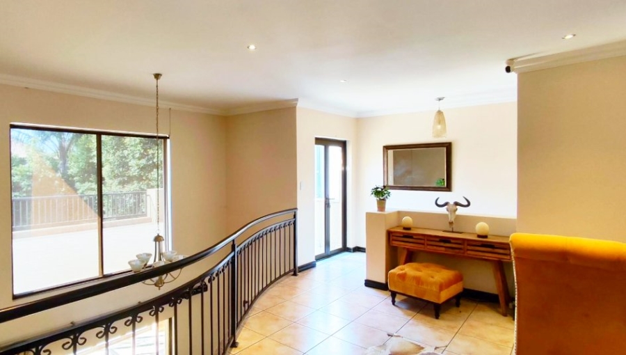 3 Bedroom Property for Sale in Greenstone Hill Gauteng