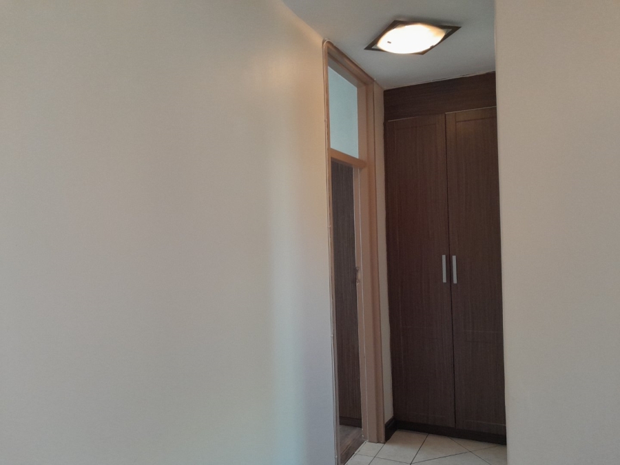 1 Bedroom Property for Sale in Bedford Gardens Gauteng