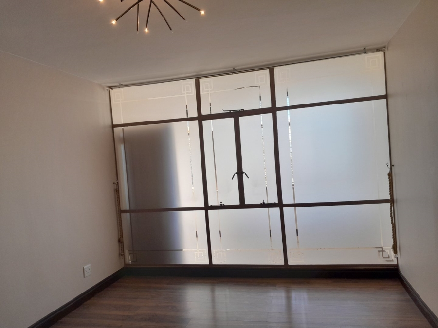 1 Bedroom Property for Sale in Bedford Gardens Gauteng