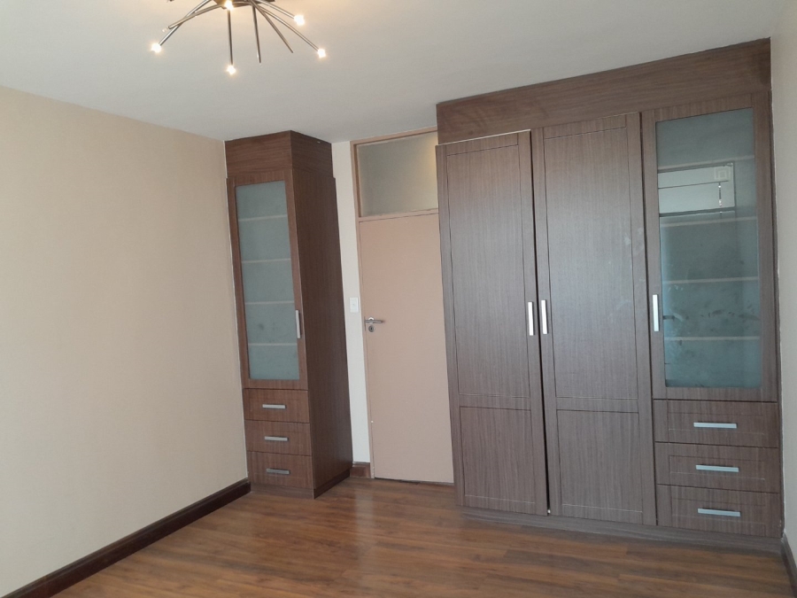 1 Bedroom Property for Sale in Bedford Gardens Gauteng