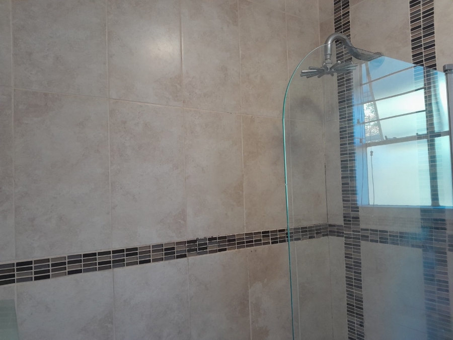 1 Bedroom Property for Sale in Bedford Gardens Gauteng