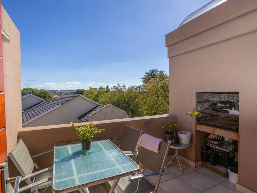 8 Bedroom Property for Sale in Edenvale Central Gauteng