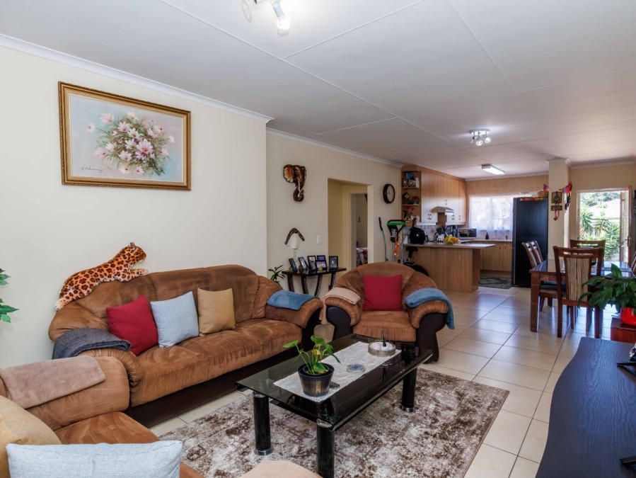 8 Bedroom Property for Sale in Edenvale Central Gauteng