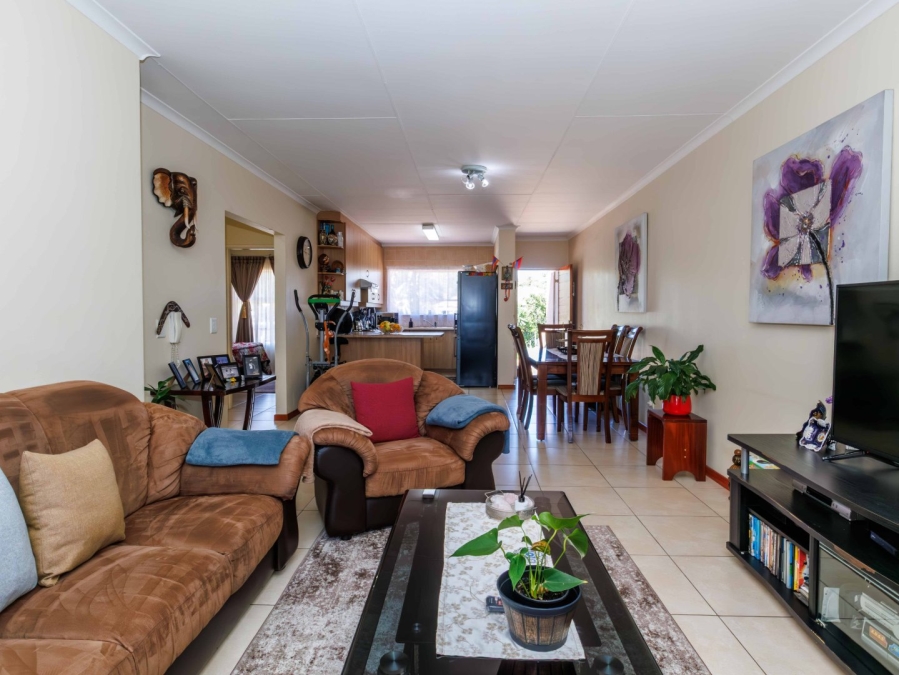 8 Bedroom Property for Sale in Edenvale Central Gauteng