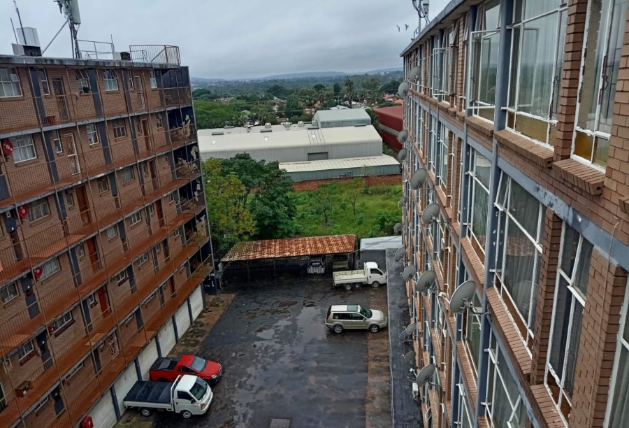 2 Bedroom Property for Sale in East Lynne Gauteng