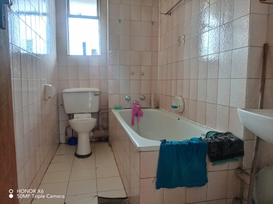 2 Bedroom Property for Sale in East Lynne Gauteng