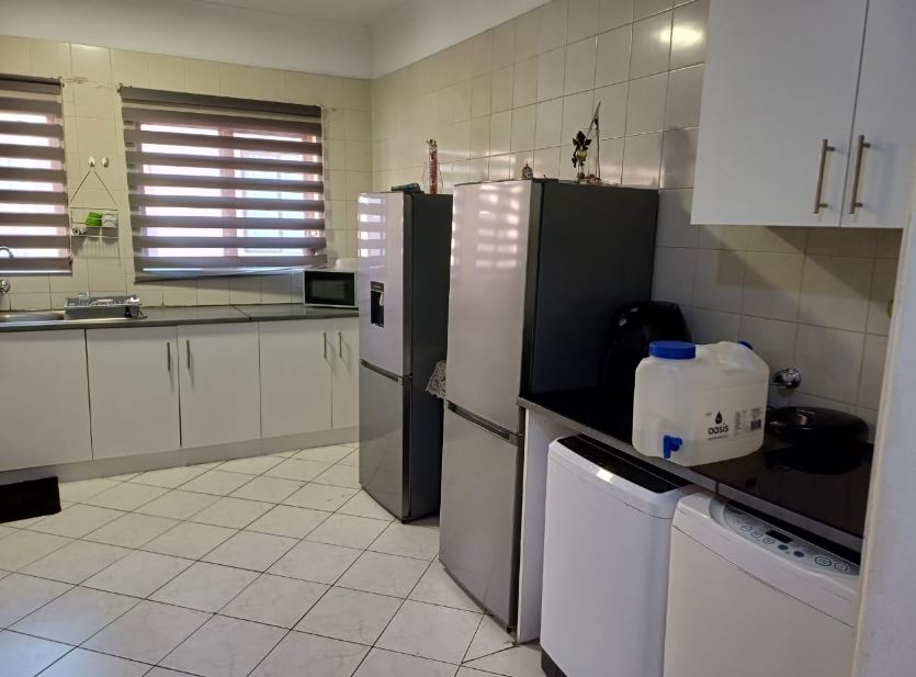 2 Bedroom Property for Sale in Buurendal Gauteng