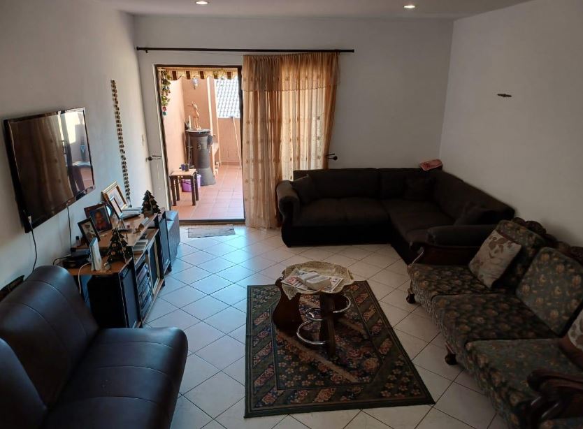 2 Bedroom Property for Sale in Buurendal Gauteng
