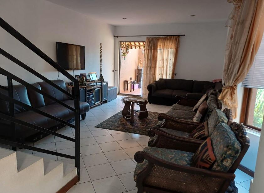 2 Bedroom Property for Sale in Buurendal Gauteng