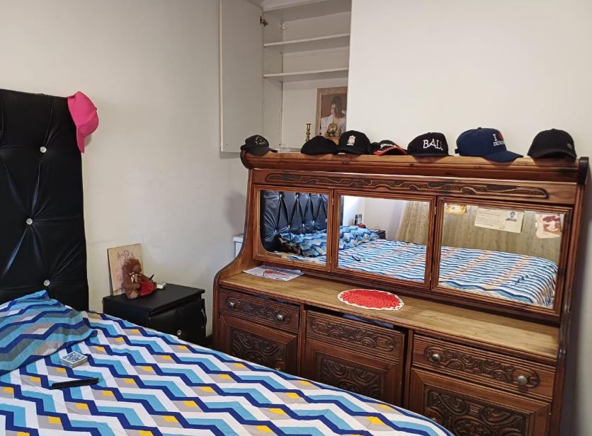 2 Bedroom Property for Sale in Buurendal Gauteng