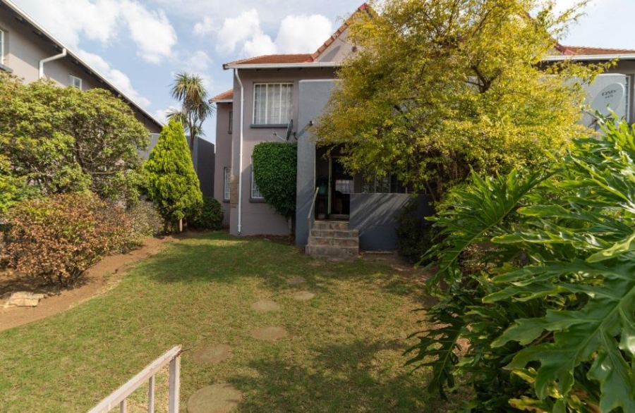 2 Bedroom Property for Sale in Eden Glen Gauteng