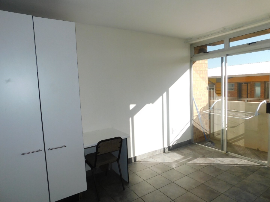 To Let 1 Bedroom Property for Rent in Hillcrest Gauteng