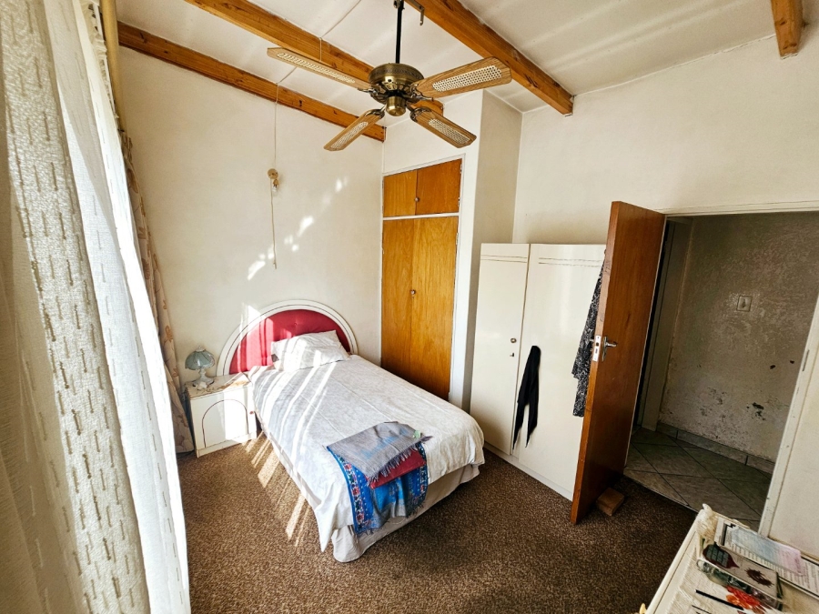 5 Bedroom Property for Sale in Erasmia Gauteng