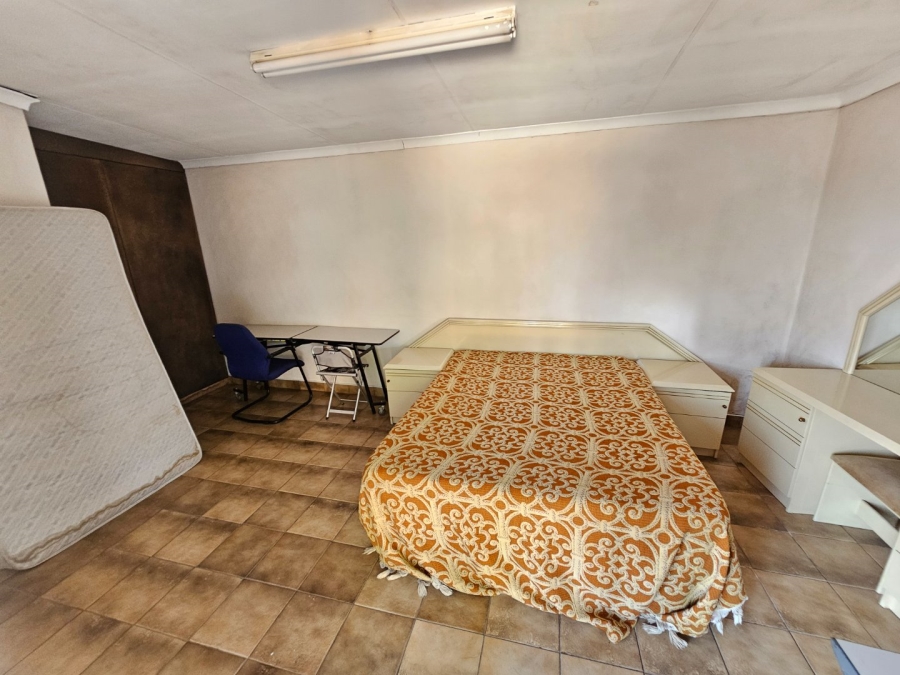 5 Bedroom Property for Sale in Erasmia Gauteng