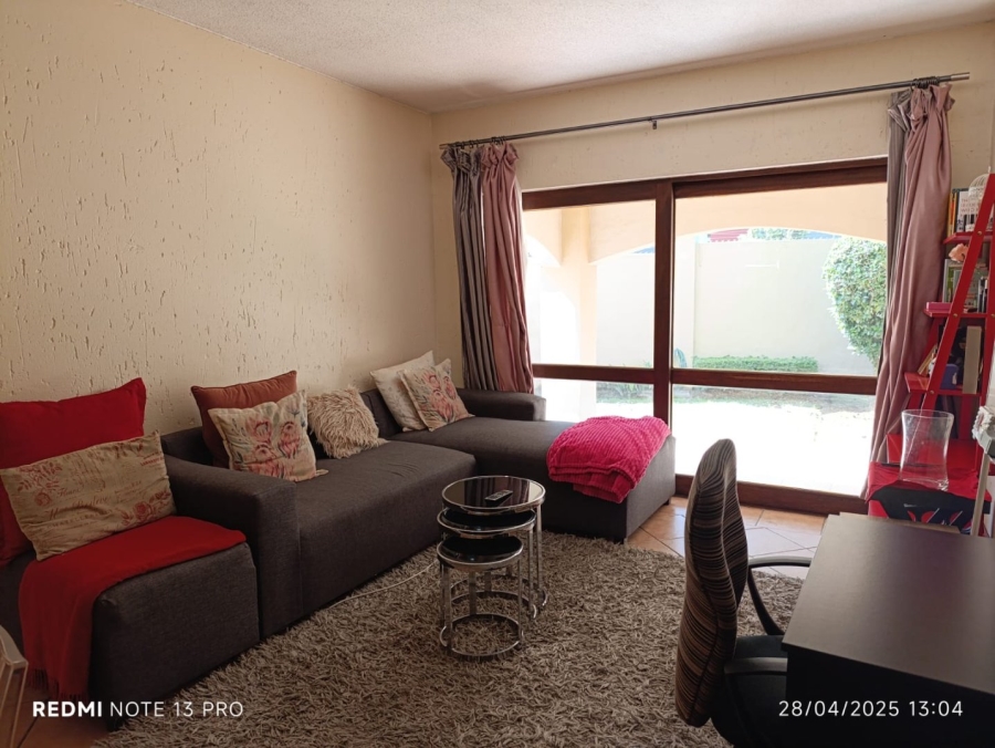 1 Bedroom Property for Sale in Lonehill Gauteng