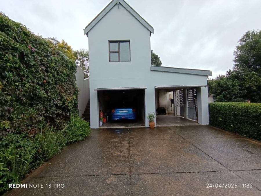4 Bedroom Property for Sale in Lonehill Gauteng