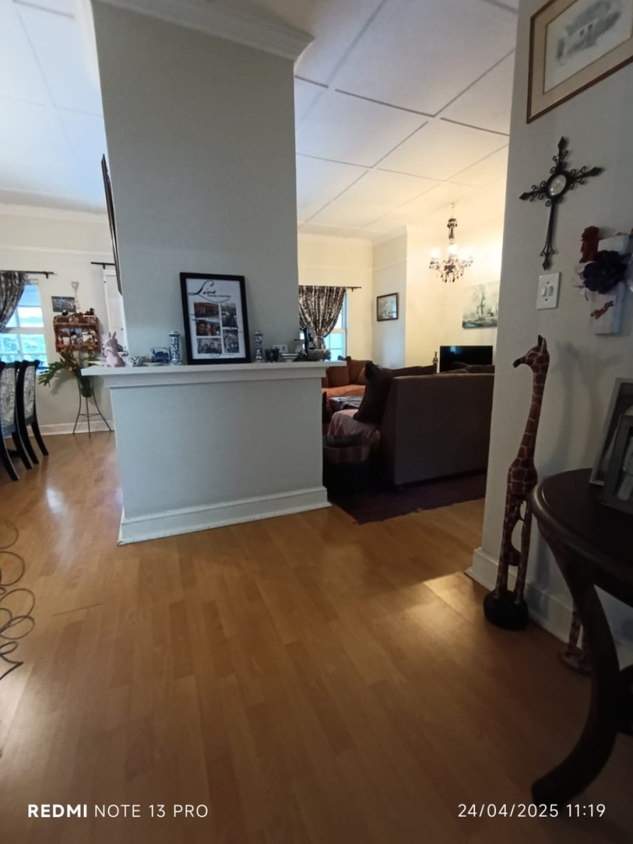 4 Bedroom Property for Sale in Lonehill Gauteng