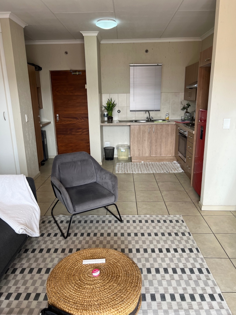 1 Bedroom Property for Sale in Douglasdale Gauteng