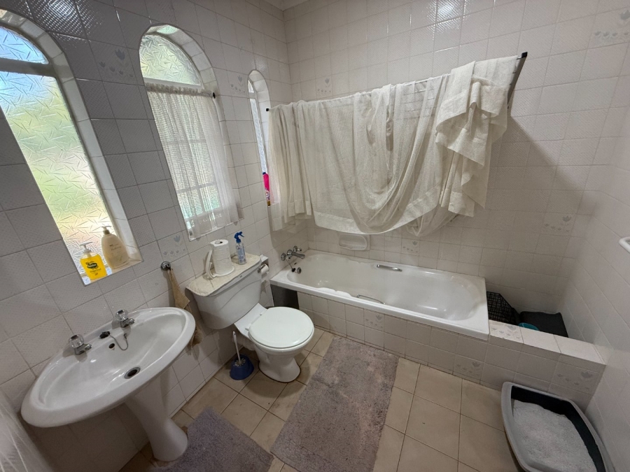 3 Bedroom Property for Sale in Doringkloof Gauteng