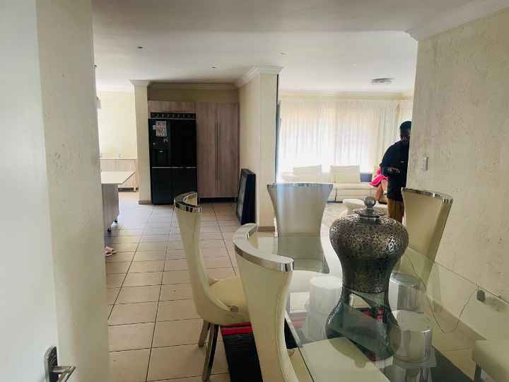 3 Bedroom Property for Sale in The Orchards Gauteng